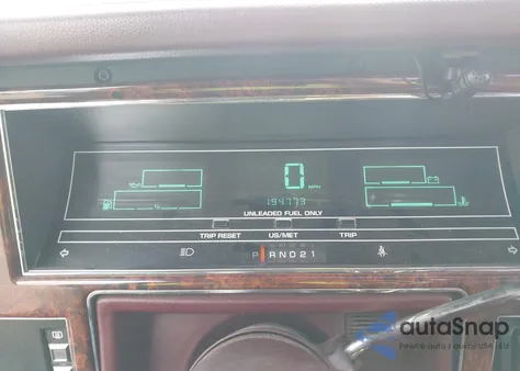 1988 Chrysler New Yorker C-Body Landau from USA, damaged, VIN 1C3BU6635JD227216